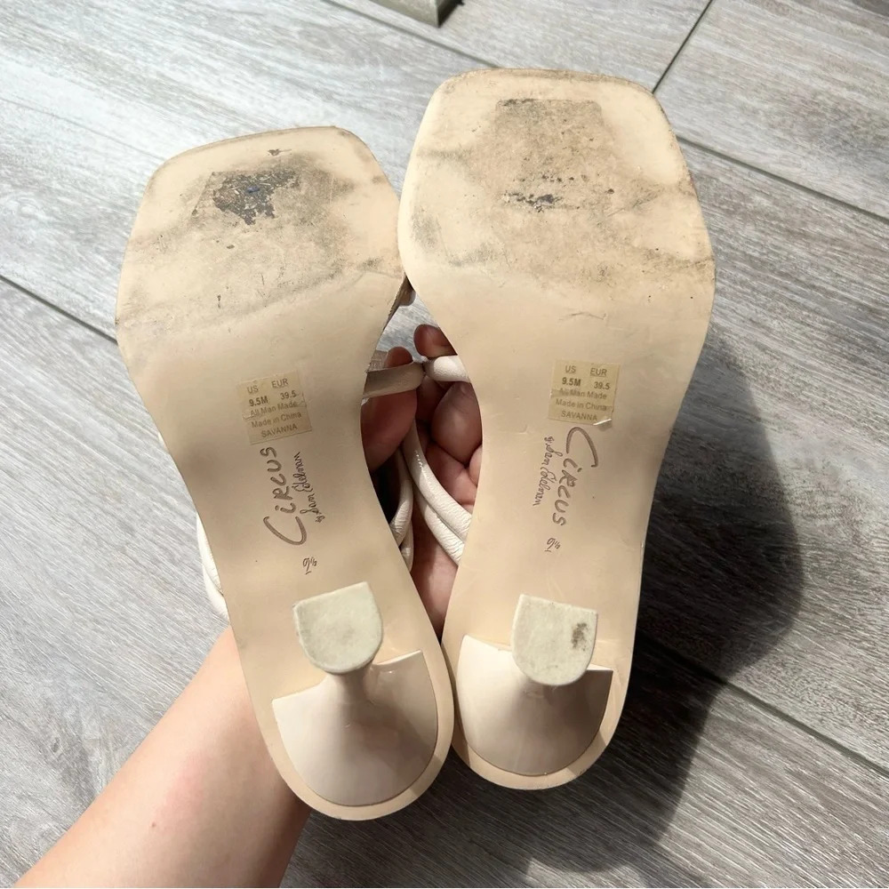 Circus by Sam Edelman Savanna Sqaure  Toe Strappy Sandal in Vanilla Bean - Picture 11 of 13